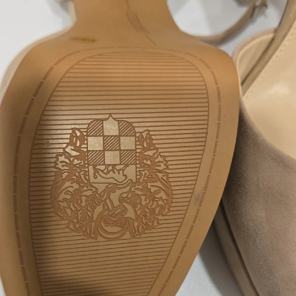 Vince Camuto Tan Suede Heels *NWOT* 4.63 Inch Heels - Picture 8 of 16
